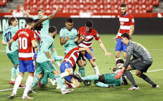 El Granada CF arrincona al Real Madrid aunque acaba perdiendo. Onda Deportiva Granada 14/07/2020 El Granada CF arrincona al Real Madrid aunque acaba perdiendo. Onda Deportiva Granada 14/07/2020