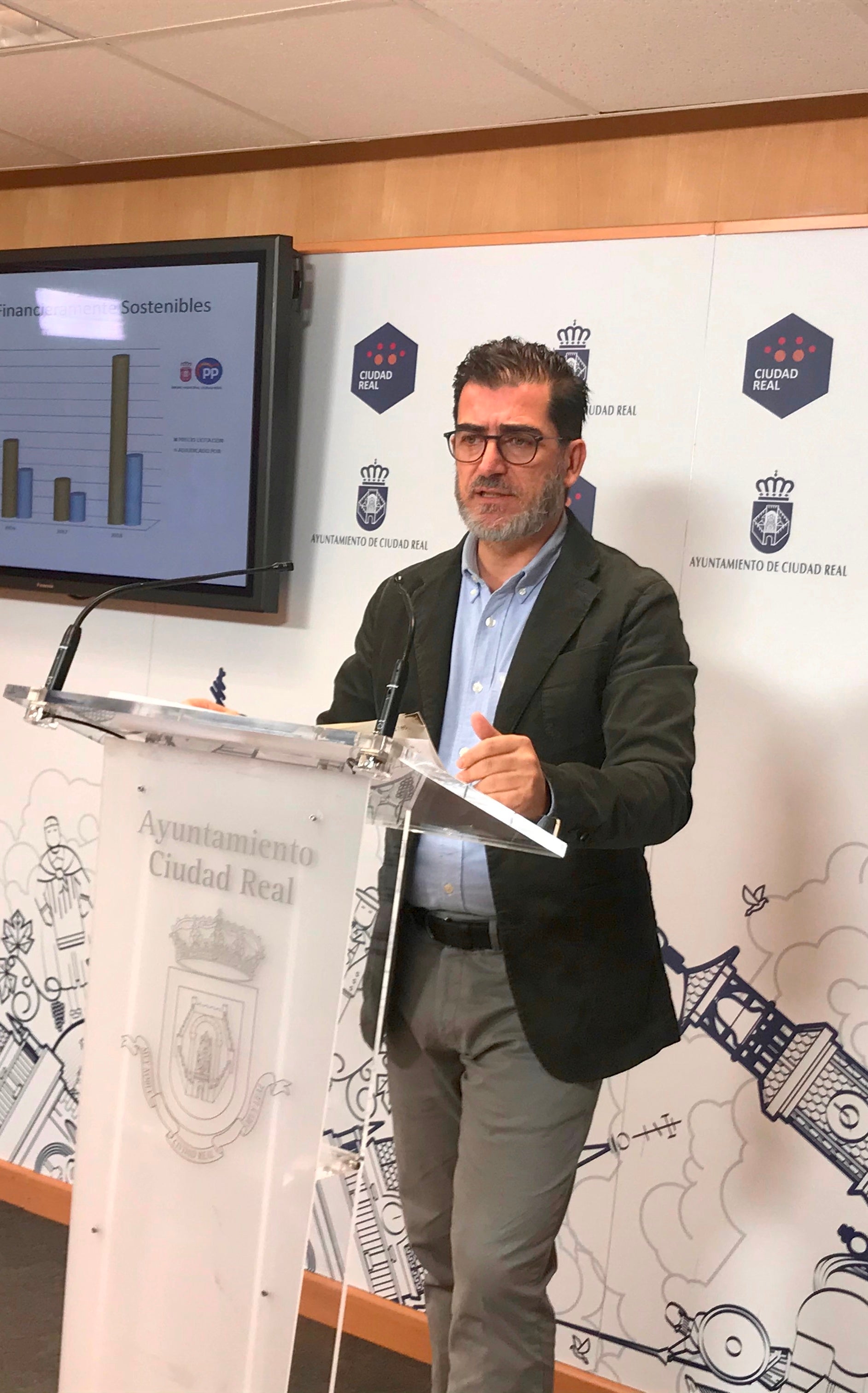 El PP denuncia que el Ayuntamiento de Ciudad Real ha aprobado una subida de casi un millón de euros en el IBI El PP denuncia que el Ayuntamiento de Ciudad Real ha aprobado una subida de casi un millón de euros en el IBI