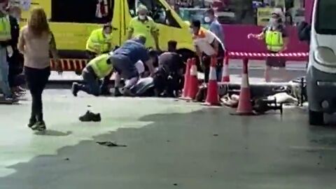 Dos heridos graves por una fuerte explosi&oacute;n en una gasolinera de Cartagena