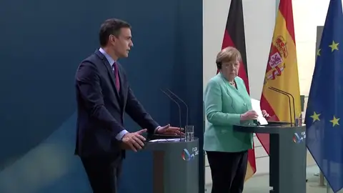 Angela Merkel defiende como España un acuerdo rápido sobre los fondos europeos anti coronavirus Angela Merkel defiende como España un acuerdo rápido sobre los fondos europeos anti coronavirus