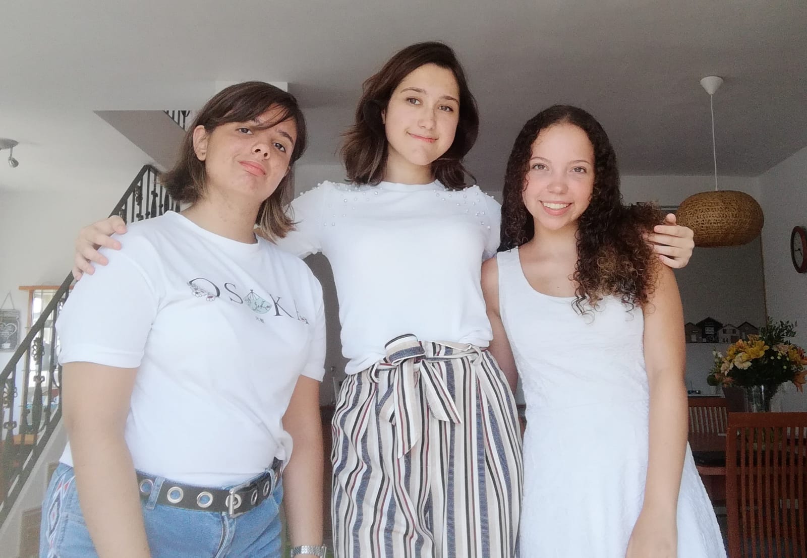 Tres adolescentes de Alicante ganan un concurso de guiones para prevenir el juego de apuestas Tres adolescentes de Alicante ganan un concurso de guiones para prevenir el juego de apuestas