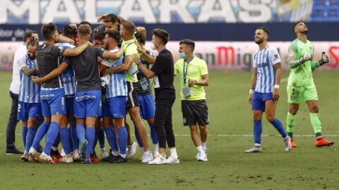 El Málaga sella la permanencia en La Rosaleda