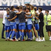 El Málaga sella la permanencia en La Rosaleda El Málaga sella la permanencia en La Rosaleda