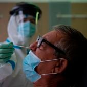 LaSexta Noticias Fin de Semana (19-07-20) El Govern amplía las restricciones a Figueres, Vilafant y Sant Feliu de Llobregat bajo la amenaza del confinamiento total