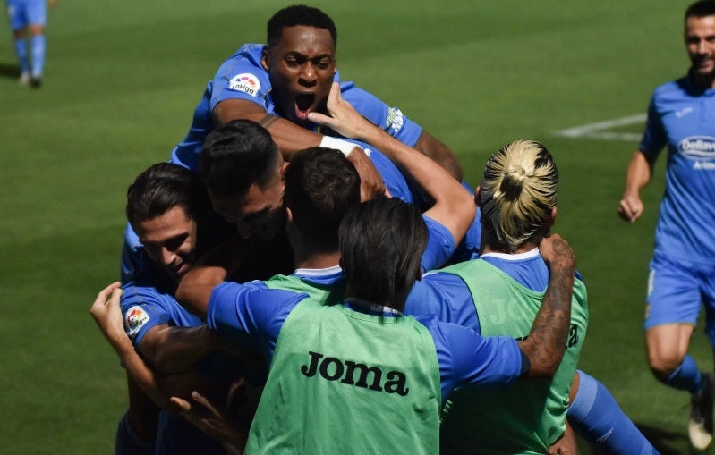 Suspendido el Deportivo-Fuenlabrada tras los positivos de, al menos, seis futbolistas del equipo madrileño Suspendido el Deportivo-Fuenlabrada tras los positivos de, al menos, seis futbolistas del equipo madrileño
