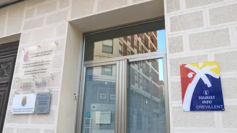 Agencia de desarrollo local de Crevillente La Generalitat concede una subvención a Crevillent para la contratación de 10 personas desempleadas