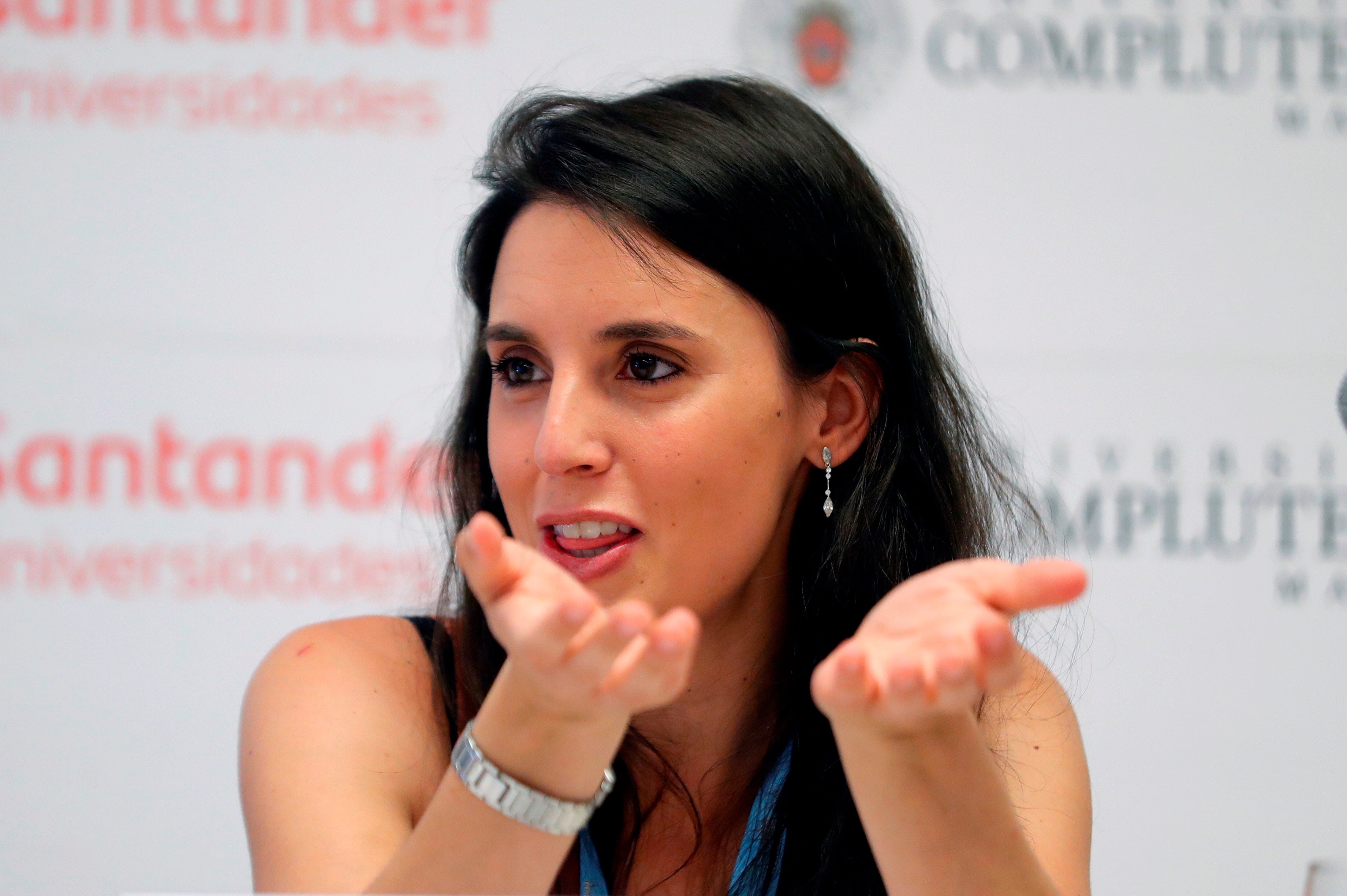 Irene Montero acusa a Ciudadanos de rechazar una reunión conjunta para mantenerla solo con el PSOE Irene Montero acusa a Ciudadanos de rechazar una reunión conjunta para mantenerla solo con el PSOE