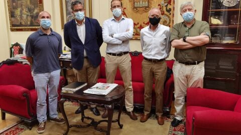 onzalo P&eacute;rez J&aacute;come, Ram&oacute;n Seijas, C&eacute;sar Fern&aacute;ndez (vogal de Acauto), Gerardo Aragon&eacute;s (Acauto) e Miguel Caride