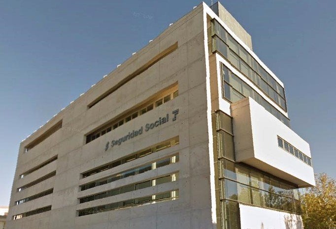 La Policía detiene a tres personas, dos en Ciudad Real, que defraudaron 92.000 euros a la Seguridad Social La Policía detiene a tres personas, dos en Ciudad Real, que defraudaron 92.000 euros a la Seguridad Social