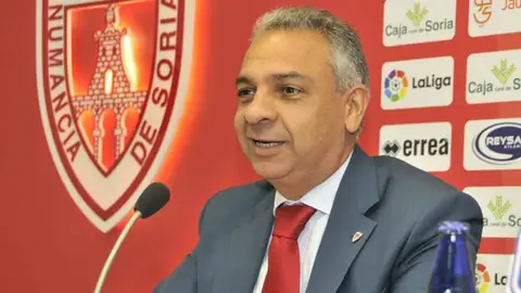 Moisés Israel, presidente del Numancia. Moisés Israel, presidente del Numancia.