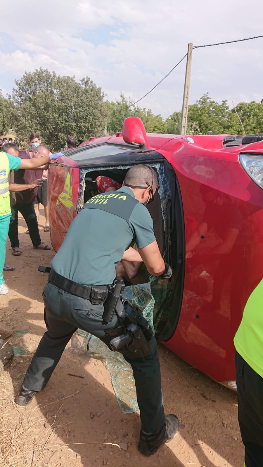 La Guardia Civil auxilia a varias personas en Las Lagunas de Ruidera y La Tabla de la Yedra La Guardia Civil auxilia a varias personas en Las Lagunas de Ruidera y La Tabla de la Yedra
