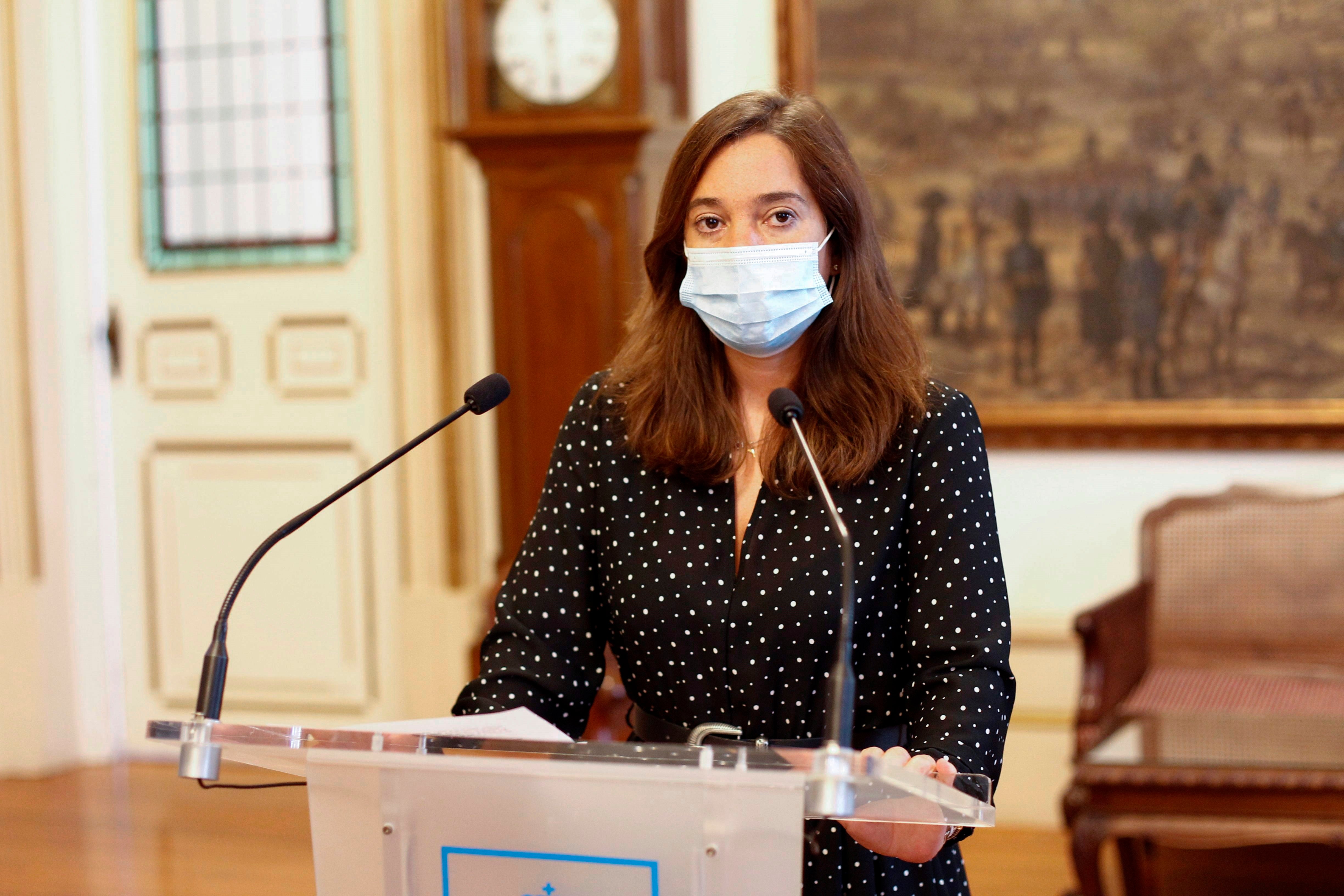 Inés Rey: "Le he pedido a la Xunta que costee la desinfección de los centros educativos, pero no nos han contestado" Inés Rey: "Le he pedido a la Xunta que costee la desinfección de los centros educativos, pero no nos han contestado"