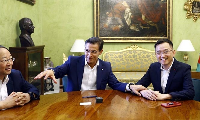 Granada CF y Ayuntamiento mantienen el pulso por el convenio de uso de Los Cármenes. Onda Deportiva Granada 22/07/2020 Granada CF y Ayuntamiento mantienen el pulso por el convenio de uso de Los Cármenes. Onda Deportiva Granada 22/07/2020