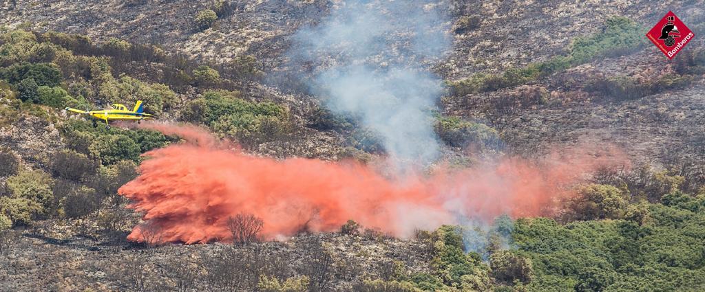 Controlado el incendio de La Vall de Gallinera que ha arrasado 160 hectáreas de monte Controlado el incendio de La Vall de Gallinera que ha arrasado 160 hectáreas de monte