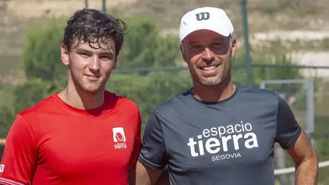 Nicolás Herrero, campeón cyl junior Espacio Tierra