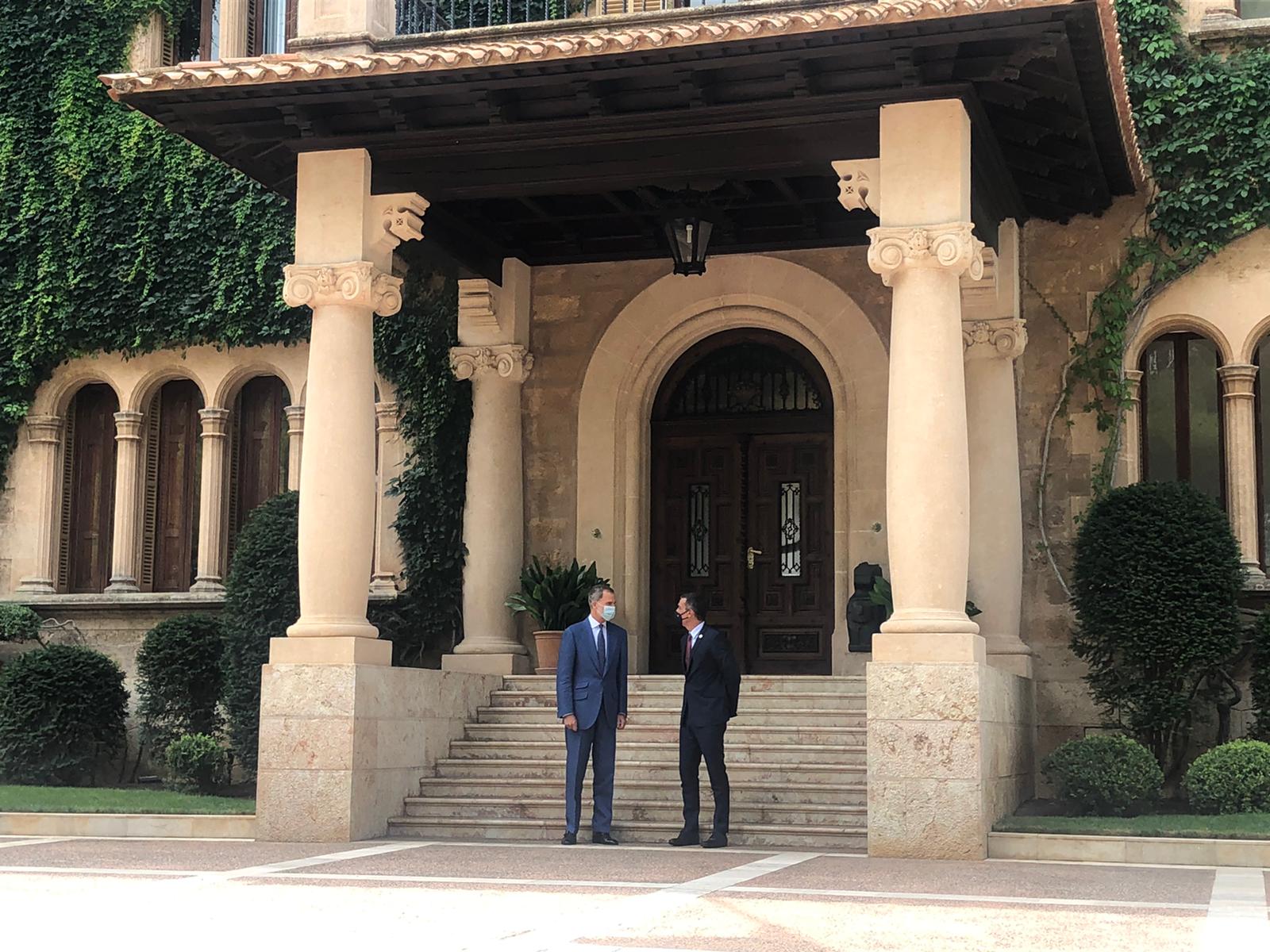 Pedro Sánchez muestra su máxima predisposición al dialogo para alargar los ERTE Pedro Sánchez muestra su máxima predisposición al dialogo para alargar los ERTE