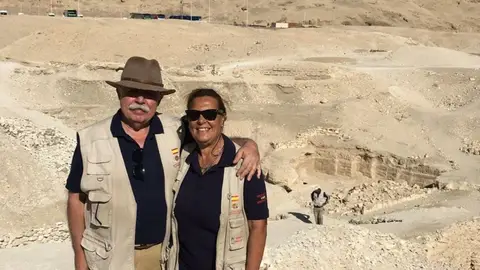 En la ribera del Nilo, en JELO en verano: la egiptóloga Teresa Bedman. En la ribera del Nilo, en JELO en verano: la egiptóloga Teresa Bedman.