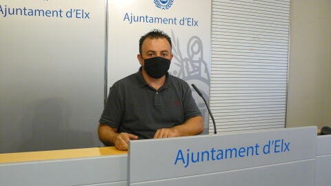 Una noche tranquila y sin incidentes&rdquo;, as&iacute; ha valorado el teniente de alcalde de Seguridad y Emergencias, Ram&oacute;n Abad, la velada del 13 de agosto, en la que tradicionalmente se celebra la Nit de l&rsquo;Alb&agrave; y que fue suspendida en el presente 2020 por la pandemia coronav&iacute;rica. 