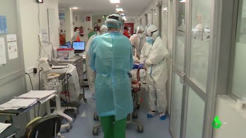 Espa&ntilde;a vuelve a estar en alerta: crecen los contagios, las hospitalizaciones, los ingresos en UCI y las muertes