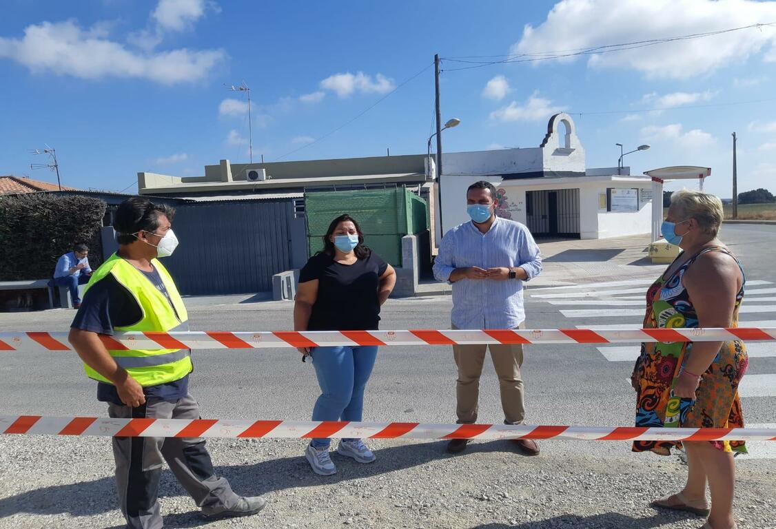 El Ayuntamiento ejecuta obras en La Guareña para mejorar la circulación El Ayuntamiento ejecuta obras en La Guareña para mejorar la circulación