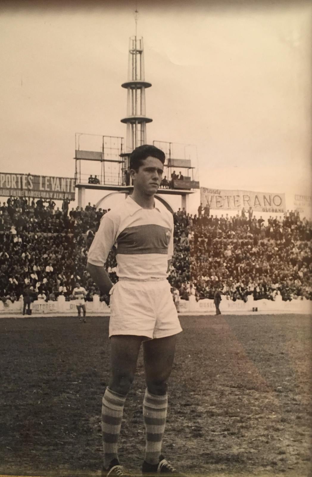 Adiós a Periquín, histórico jugador de la Cooperativa del Elche Adiós a Periquín, histórico jugador de la Cooperativa del Elche