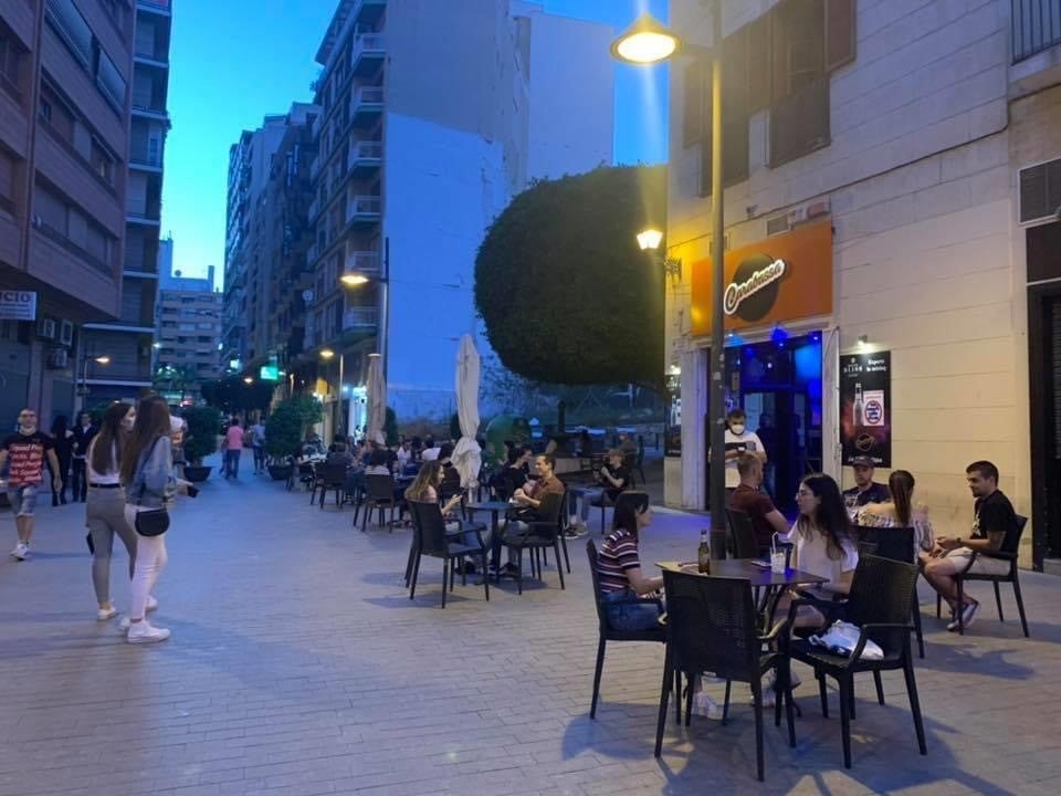 L´Ajuntament de Vila-real rep 14 sol-licituts per a accedir a les ajudes de l´oci nocturn L´Ajuntament de Vila-real rep 14 sol-licituts per a accedir a les ajudes de l´oci nocturn