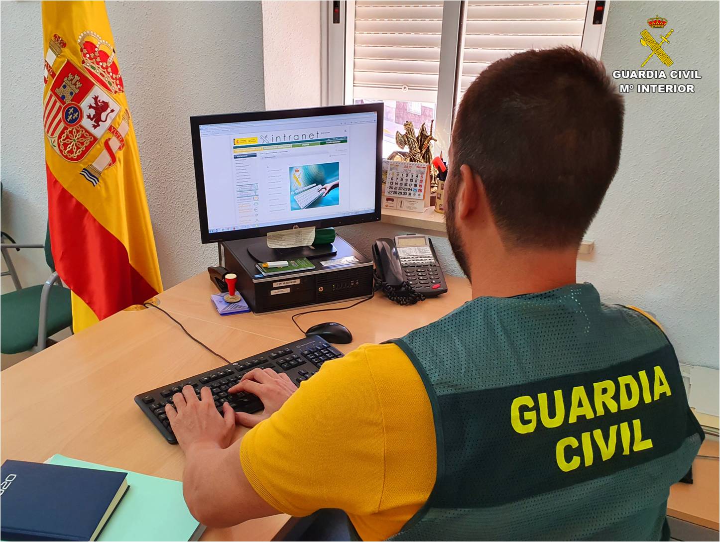 Un hombre se acuchilla en Novelda para simular un robo Un hombre se acuchilla en Novelda para simular un robo