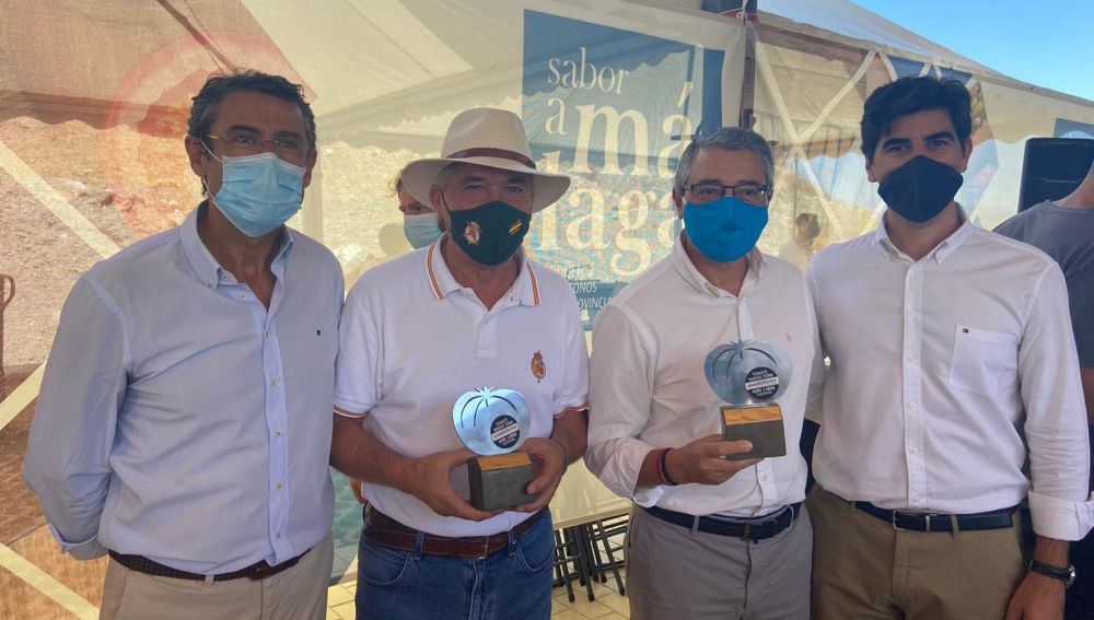 El Pimpi gana el concurso del tomate de mayor peso El Pimpi gana el concurso del tomate de mayor peso