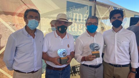 El Pimpi gana el concurso del tomate de mayor peso