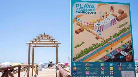 Entrada a la playa de Camposoto