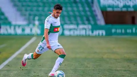 Óscar Gil, en uno de sus últimos encuentros con el Elche CF. ELCHE CF