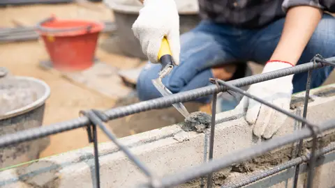 Esqueletos de vivienda en Crevillent. Crevillente busca esqueletos de vivienda para darles solución habitacional