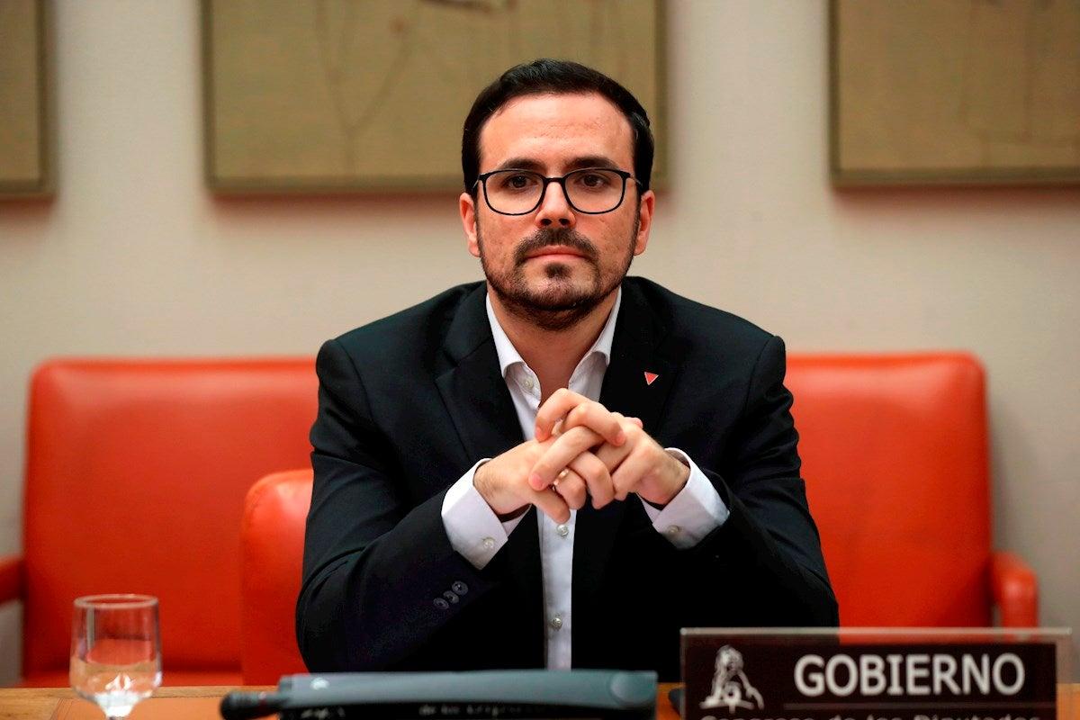 Garzón acusa al rey Felipe VI de "maniobrar contra el Gobierno" Garzón acusa al rey Felipe VI de "maniobrar contra el Gobierno"