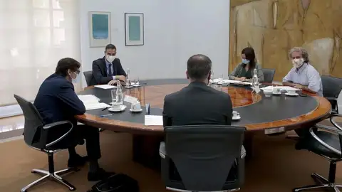 Reunión de la Comisión de Seguimiento del Coronavirus en La Moncloa Reunión de la Comisión de Seguimiento del Coronavirus en La Moncloa