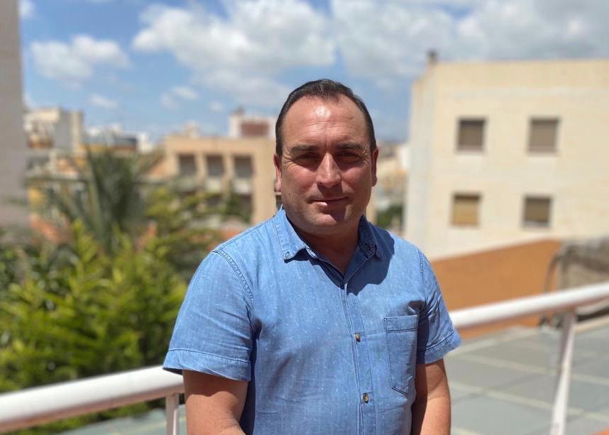 Crevillent incorpora pictogramas inclusivos en los pasos de cebra para potenciar la seguridad Crevillent incorpora pictogramas inclusivos en los pasos de cebra para potenciar la seguridad