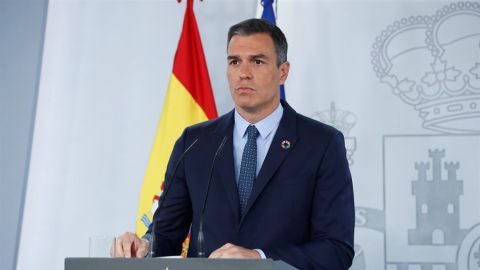  El presidente del Gobierno, Pedro S&aacute;nchez, en una fotograf&iacute;a de archivo durante una comparecencia ante los medios.