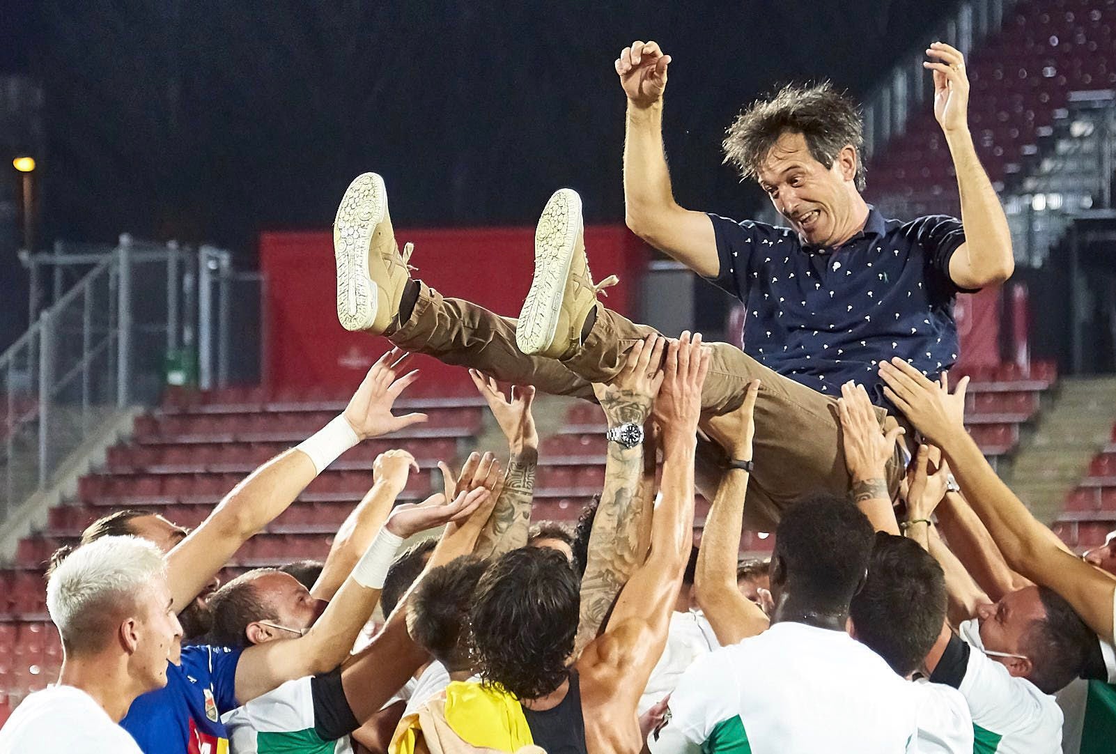 Pacheta será con el Huesca rival del Elche en la lucha por la salvación Pacheta será con el Huesca rival del Elche en la lucha por la salvación