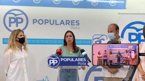 Ana Mestre, Auxiliadora Izquierdo y &Oacute;scar Curtido