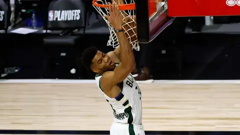 En la imagen, el ala-pívot estrella de los Bucks de Milwaukee, el griego Giannis Antetokounmpo. En la imagen, el ala-pívot estrella de los Bucks de Milwaukee, el griego Giannis Antetokounmpo.