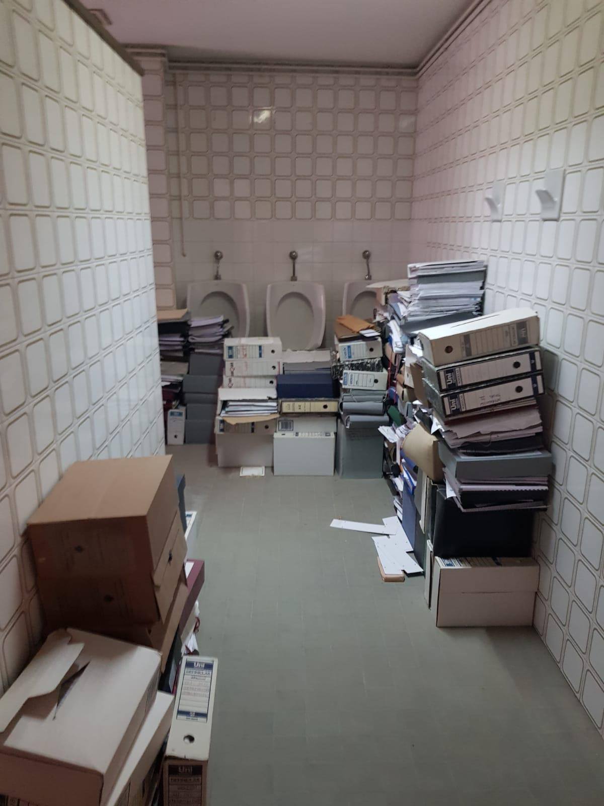 El PP denuncia con imágenes "caos y abandono" en el área de urbanismo El PP denuncia con imágenes "caos y abandono" en el área de urbanismo