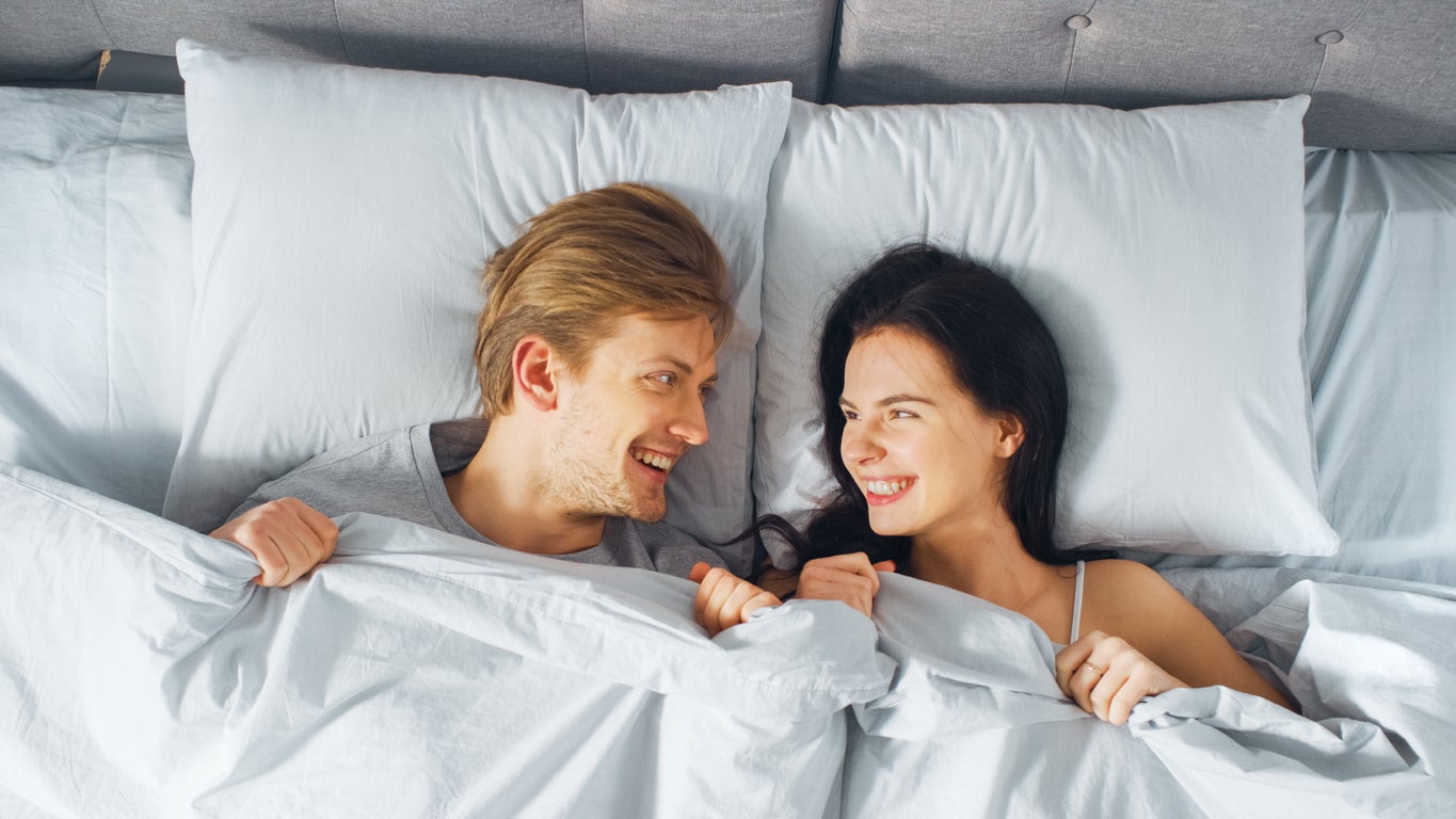 Humor | Nuestros humoristas le dan consejo a un oyente que se ha enamorado de su cuñada Humor | Nuestros humoristas le dan consejo a un oyente que se ha enamorado de su cuñada