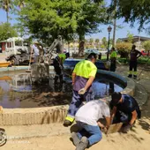 Operarios de COPLAGA trabajan en las labores de desinfección Operarios de COPLAGA trabajan en las labores de desinfección