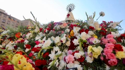 Ofrenda de Flores a la Virgen del Pilar