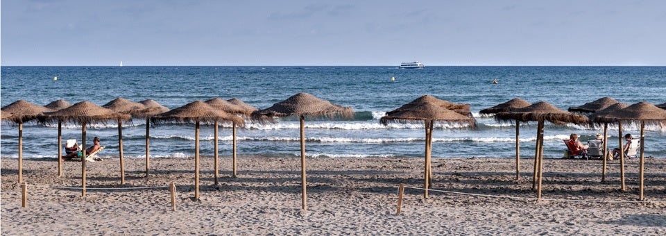 Santa Pola cierra temporalmente al baño la playa Varadero por altos niveles de la bacteria E.coli Santa Pola cierra temporalmente al baño la playa Varadero por altos niveles de la bacteria E.coli
