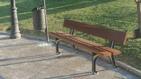 Bancos nuevos en Arcos