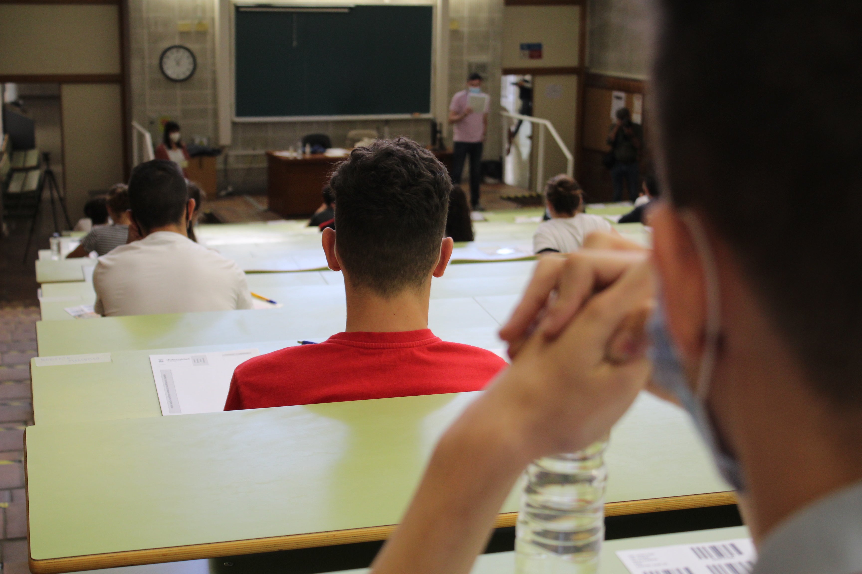 Educación propone que el 5 de abril también sea lectivo en Zaragoza Educación propone que el 5 de abril también sea lectivo en Zaragoza