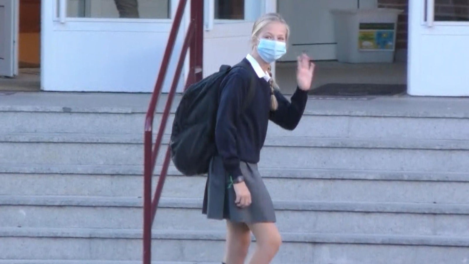 Confinan la clase de la Princesa Leonor en el colegio Santa María de los Rosales por un positivo por coronavirus Confinan la clase de la Princesa Leonor en el colegio Santa María de los Rosales por un positivo por coronavirus