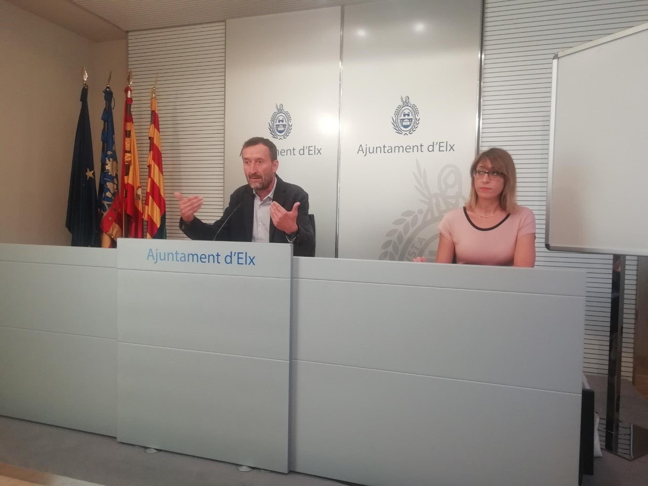 Carlos González cifra en 14,5 millones de euros el impacto negativo en Elche del rechazo al Decreto del superávit municipal Carlos González cifra en 14,5 millones de euros el impacto negativo en Elche del rechazo al Decreto del superávit municipal