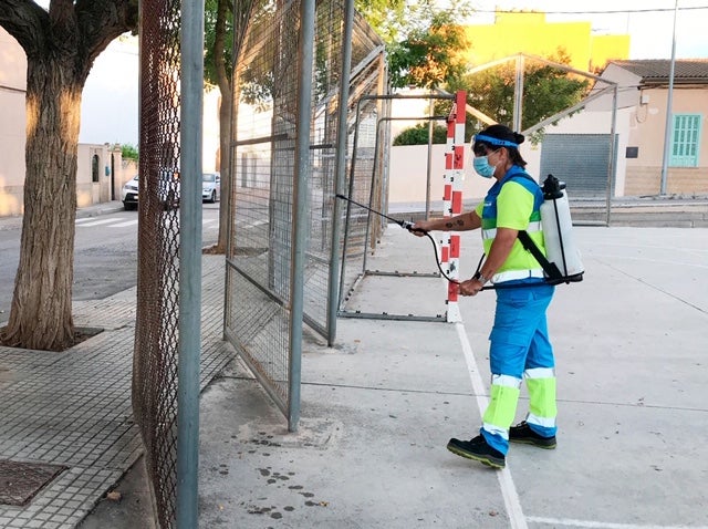Alberto Jarabo explica que las terrazas de los bares de Palma tendrán que ser "bonitas" y seguras Alberto Jarabo explica que las terrazas de los bares de Palma tendrán que ser "bonitas" y seguras