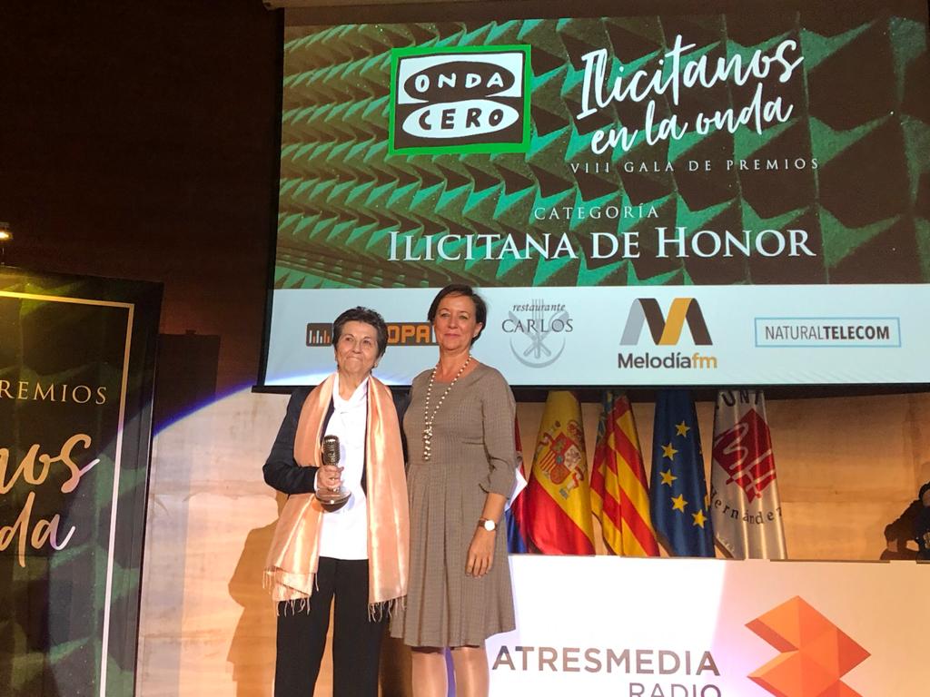 Elche nombra Hija Predilecta a Mari Ángeles Sánchez Elche nombra Hija Predilecta a Mari Ángeles Sánchez